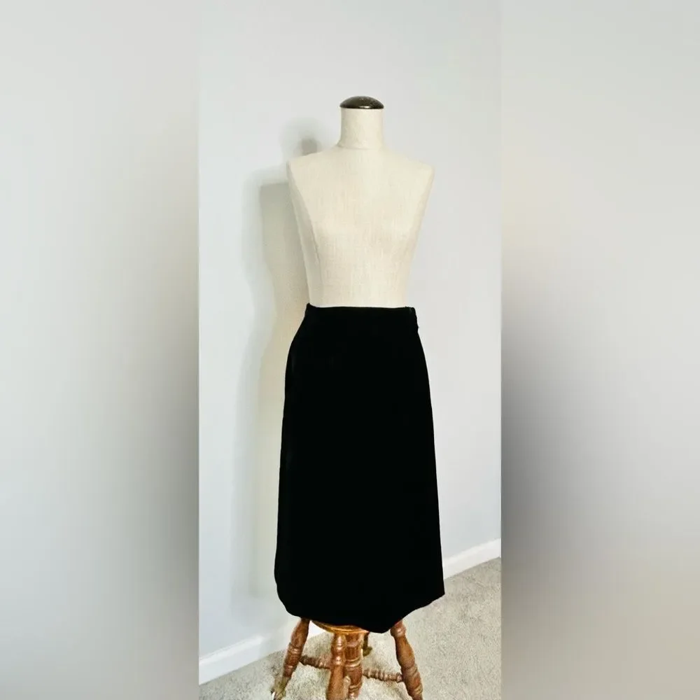 Vintage 1960’s Malbe Velvet Midi Skirt size 10